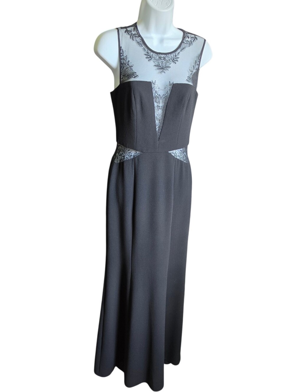 BCBGMAXAZRIA Black Embroidered Lace Inset Formal Gown Maxi Dress Size 2